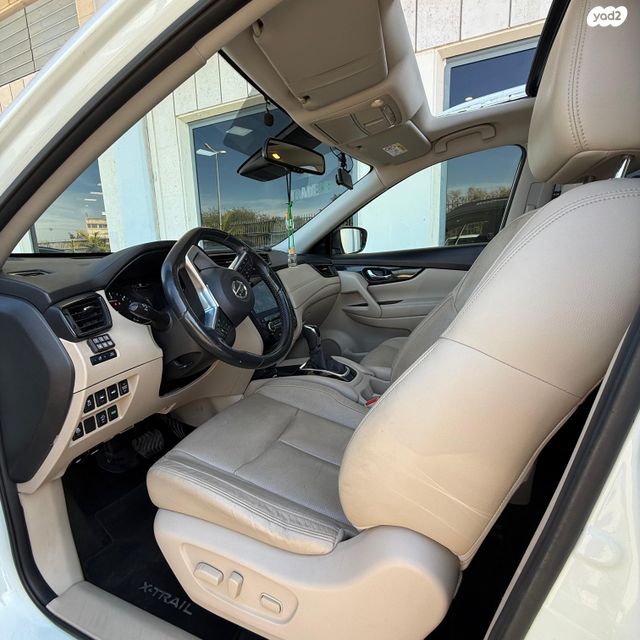 ניסאן אקס טרייל