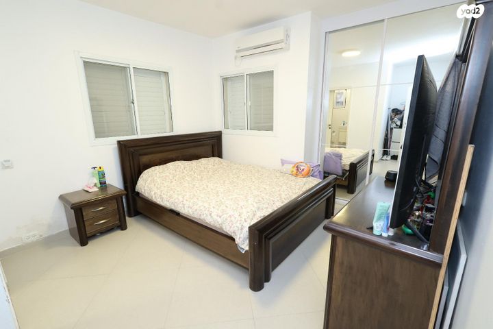 פרץ סמולנסקין 