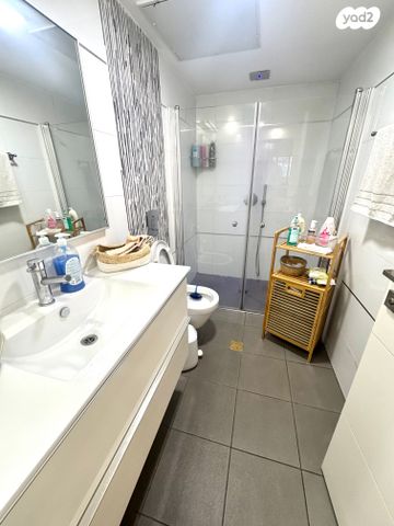 דירת גן, השר משה, נגבה, רמת גן