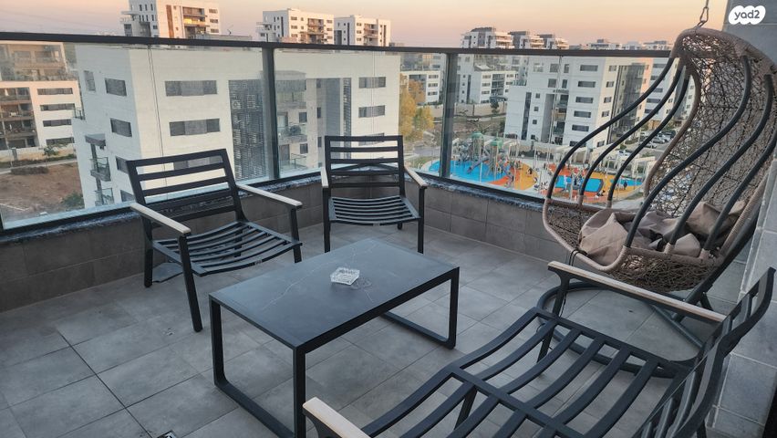 דירה, לבונה, אור ים, אור עקיבא