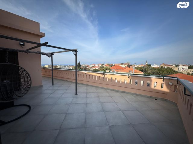 גג/ פנטהאוז