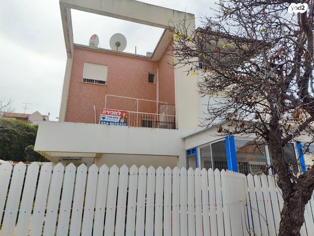 דירה, שדמה, הגליל, כרמיאל