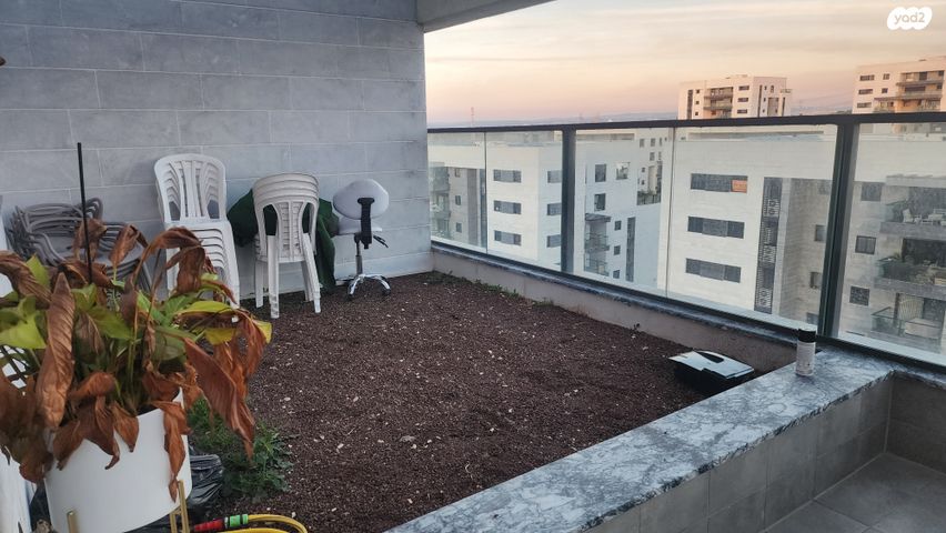 דירה, לבונה, אור ים, אור עקיבא