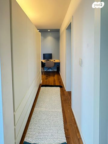 דירה, הגנים, נווה גן, רמת השרון