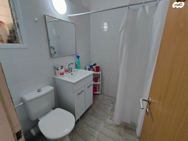 דירה, שדמה, הגליל, כרמיאל