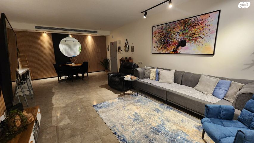 דירת גן, אופקים