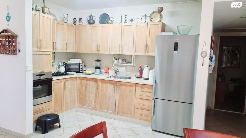 דירה, הגיבורים, מרכז העיר, חדרה