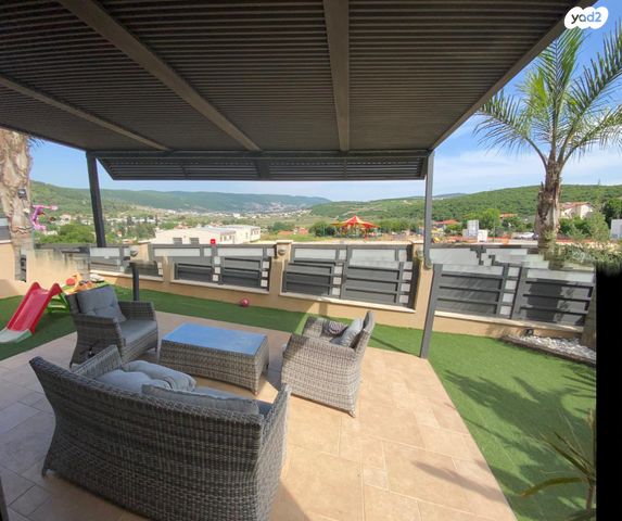 בית פרטי/ קוטג', הברושים, חוסן, חוסן