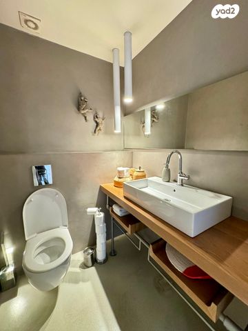 דירה, הגנים, נווה גן, רמת השרון