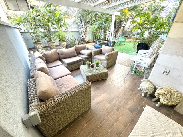 דירת גן, השר משה, נגבה, רמת גן