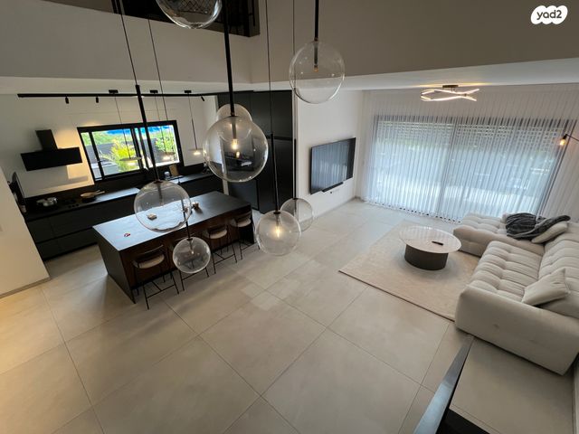 בית פרטי/ קוטג', פרדס חנה כרכור