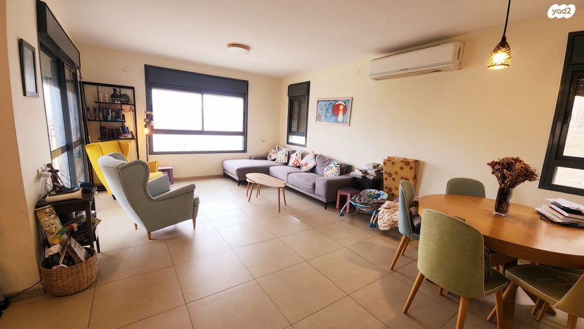 גג/ פנטהאוז, תקוע, תקוע