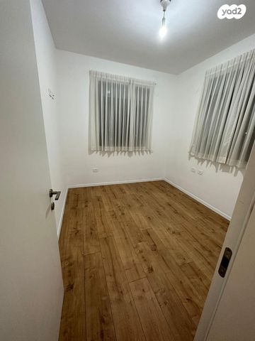 דירה, ברקת, אבני חן, חריש