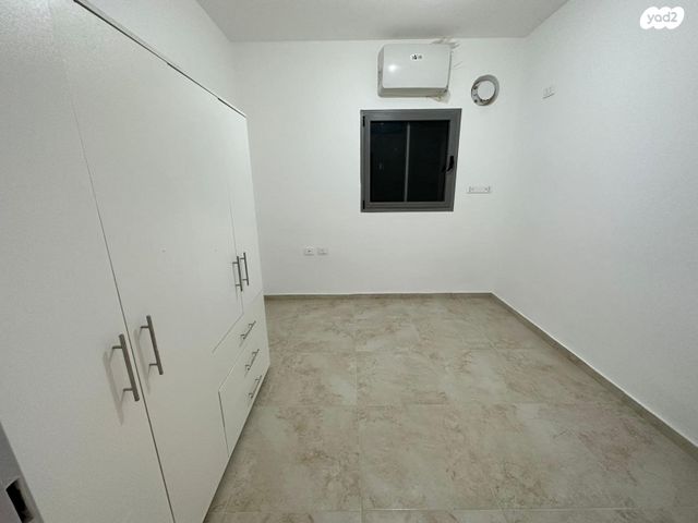 דירה, ברקת, אבני חן, חריש