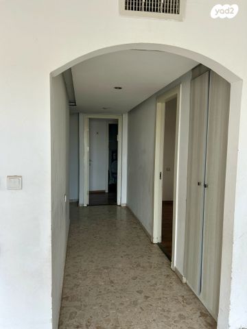 דו משפחתי, קרית יערים, קרית יערים, גבעת זאב