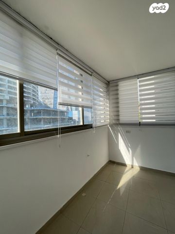 משרדים, דרך מנחם בגין 112, מונטיפיורי, הרכבת, תל אביב יפו