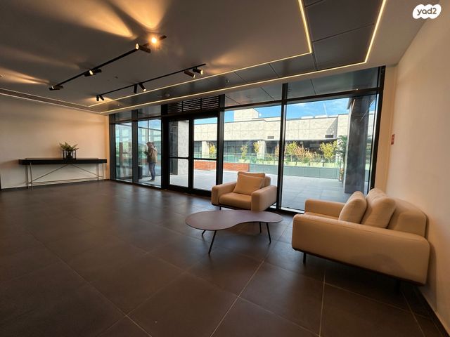 משרדים, שוהם