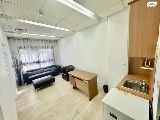 בן גוריון 22