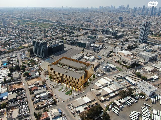 מחסנים, עמל 27, פתח תקווה