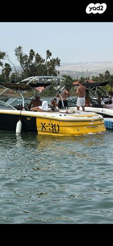 יאכטות - סירות מנוע