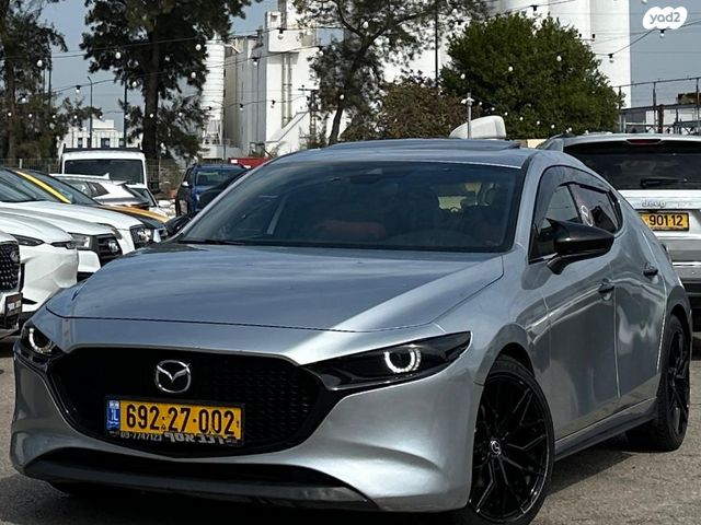 מודעת רכב מאזדה 3