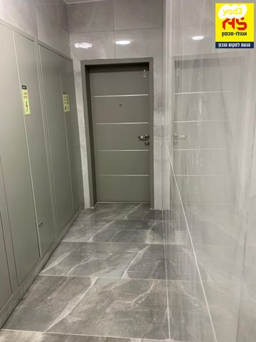 דירה, שדרות יצחק גרשטנקורן, הפועל המזרחי ב', שיכון ב', בני ברק