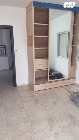 דופלקס, אריה דולצ'ין, גבעתי, רחובות