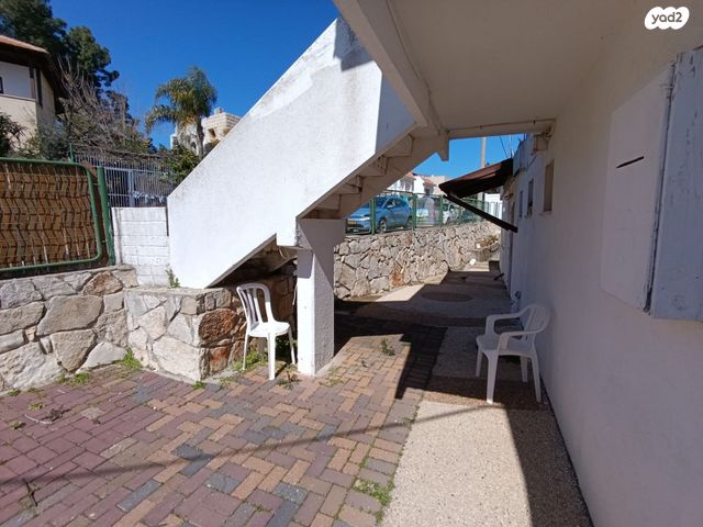 דופלקס, הרב משאש 112, שכונה ותיקה - מרכז העיר, מעלות תרשיחא