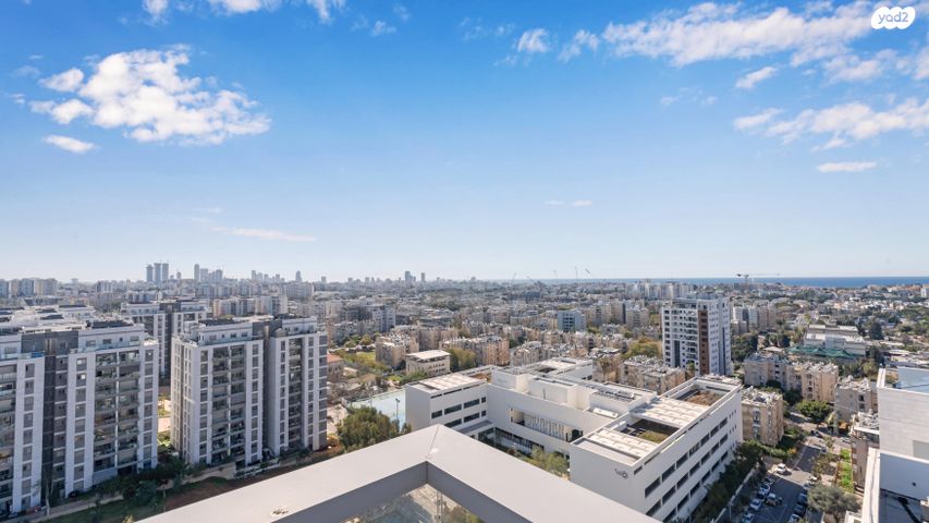 גג/ פנטהאוז, ברתיני גארי 8, תל אביב יפו