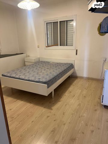 בית פרטי/ קוטג', חומה ומגדל, שכונה ג', באר שבע