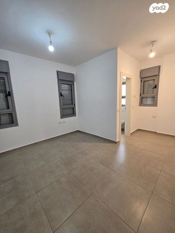 דירת גן, ניסנית, אלעזר, אלעזר