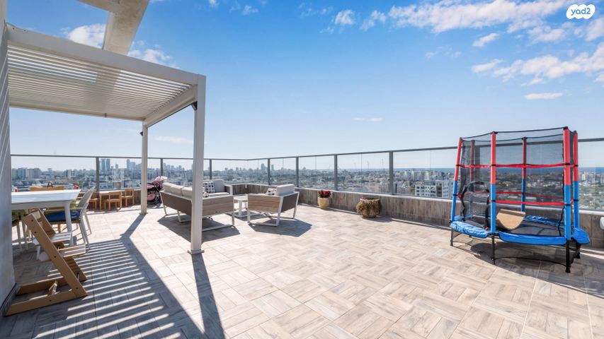 ברתיני גארי 8