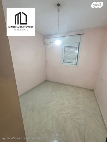 דירת גן, נאות הדרים (חבצלת הצעירה), קרית עקרון