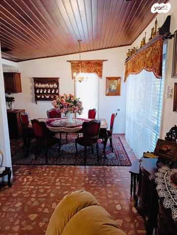 בית פרטי/ קוטג', שדרות דרום אפריקה 30, אפרידר, אשקלון