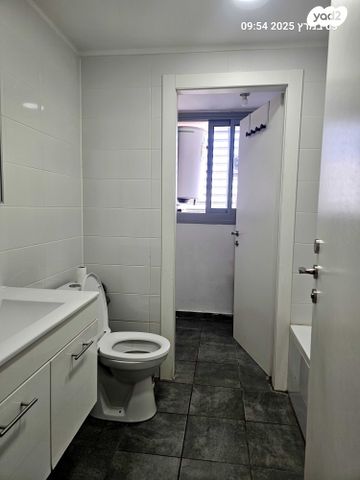 דירה, בית דגן