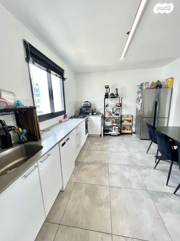 דירה, עמק חפר, מורשת, מודיעין מכבים רעות