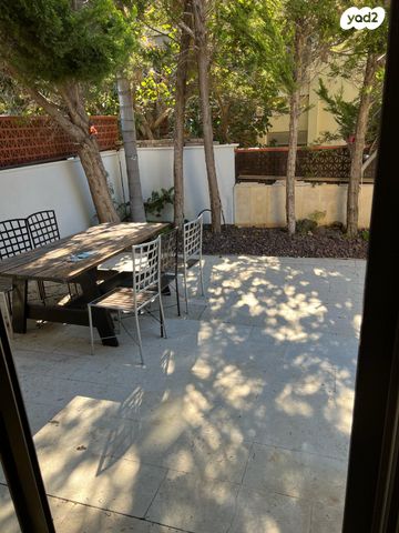 בית פרטי/ קוטג', פול ברג, קרית חתני פרס נובל, ראשון לציון