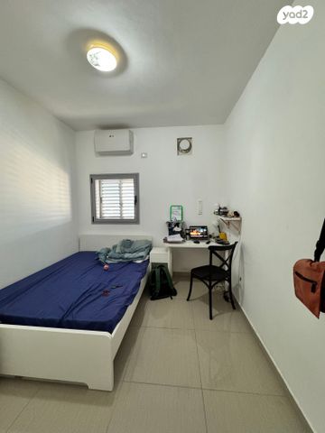 דירה, גוש עציון, באר שבע