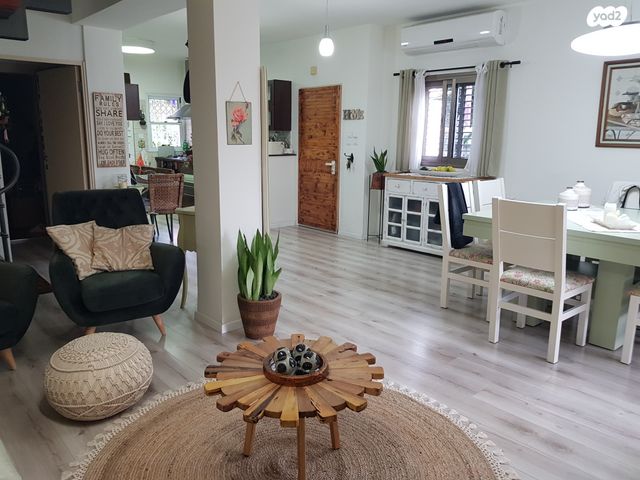 בית פרטי/ קוטג', בת חפר