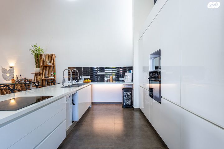 בית פרטי/ קוטג', כ"ט בנובמבר, בית אליעזר, חדרה