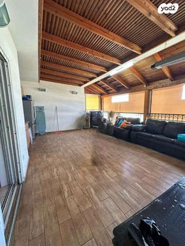 דירה, רמב"ם 27, מרמורק, רחובות