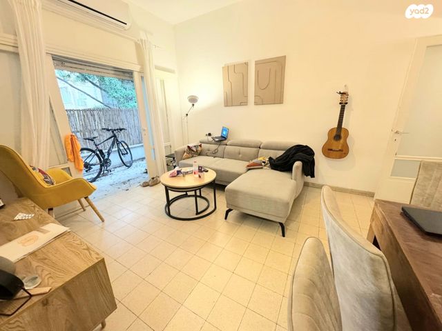 דירה, ישראל טייבר, גבעת הרמבם, גבעתיים