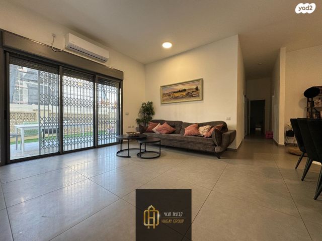 דירת גן, יצחק אבינו 1, אחיסמך, לוד