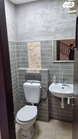 דופלקס, אריה דולצ'ין, גבעתי, רחובות