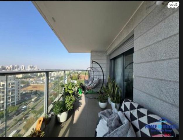 דירה, קרית השרון, נתניה