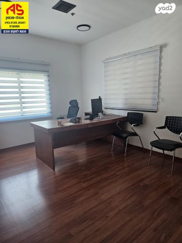 מבני תעשיה, גדרה