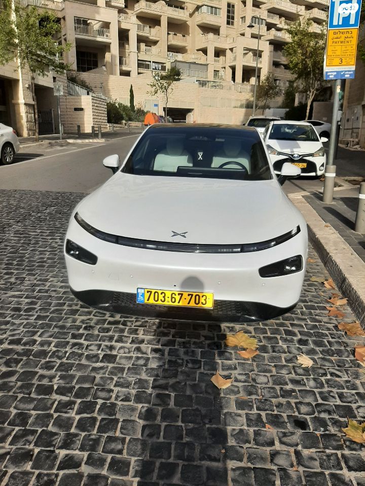 מודעת רכב אקספנג P7