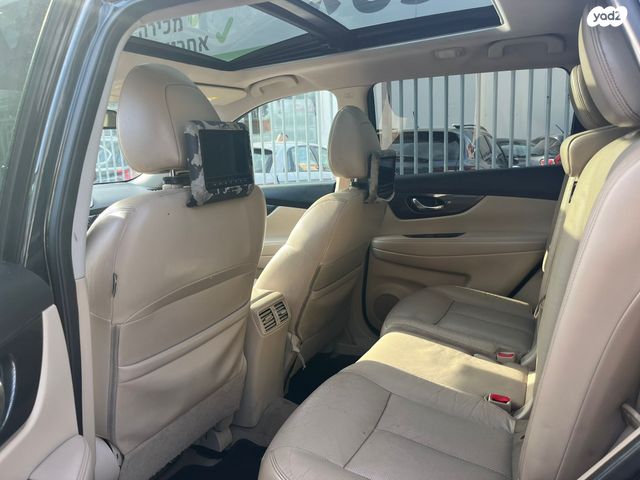 ניסאן אקס טרייל