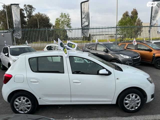 דאצ'יה סנדרו