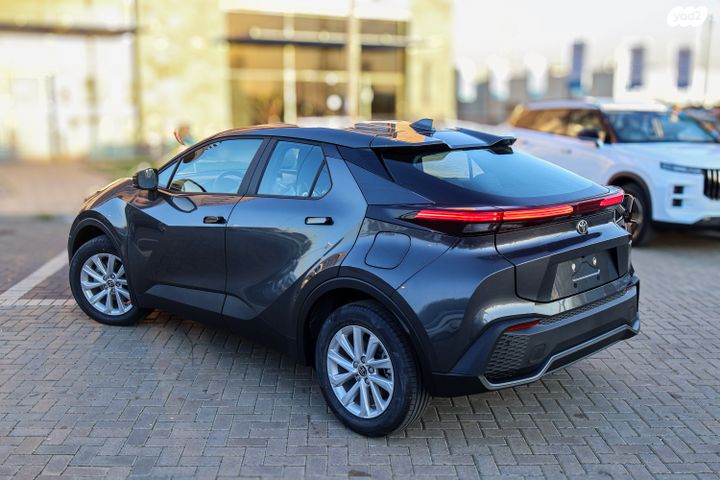 טויוטה C-HR